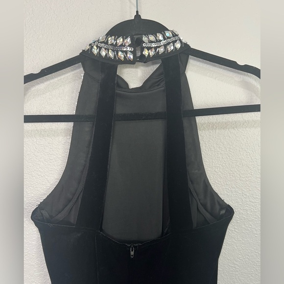 Velvet Black Halter Dress - Picture 10 of 11